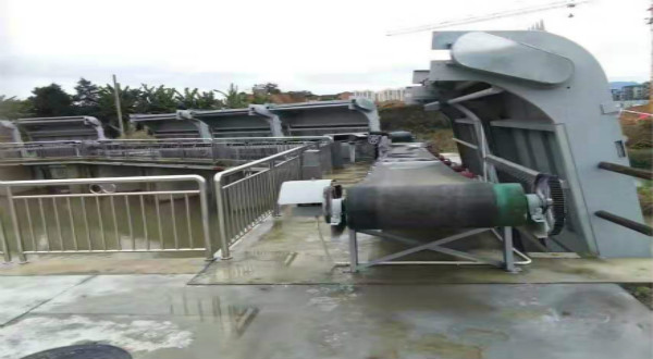 螺旋式格柵機 螺旋式格柵機