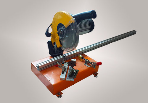 手動鋁材切割機(jī)